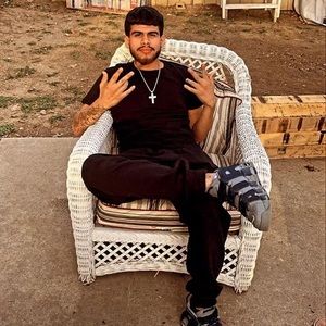 Meet your Posher, Pablo